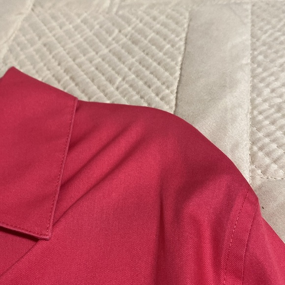 Chico’s wrinkle resistant sz 3 button down shirt. Very nice and beautiful!! - Picture 6 of 6